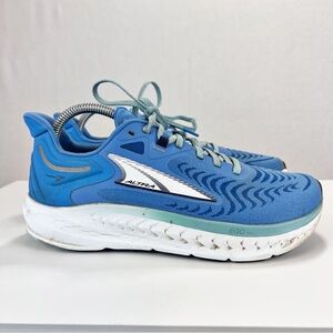 Altra Blue Athletic Shoes with Chevron Pattern
